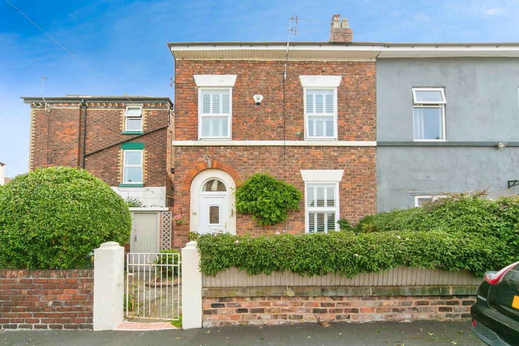 Property photo 1 of 30