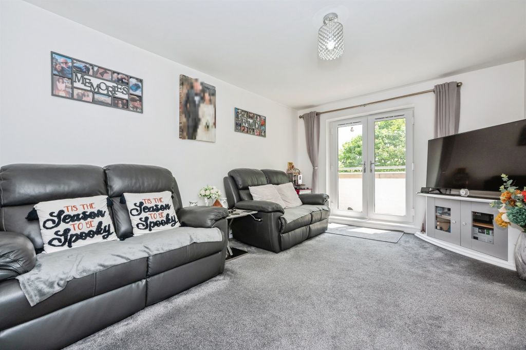 Property photo 3 of 13