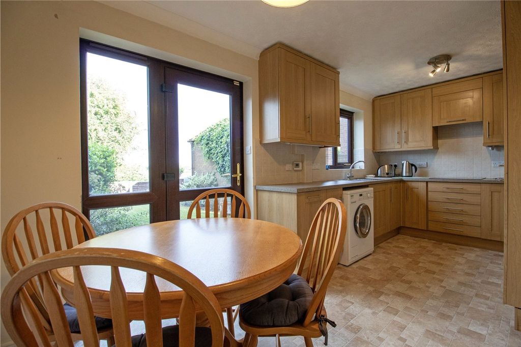 Property photo 2 of 19 Picture No. 07