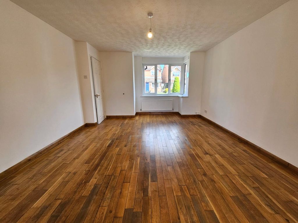 Property photo 2 of 10 Picture No. 05