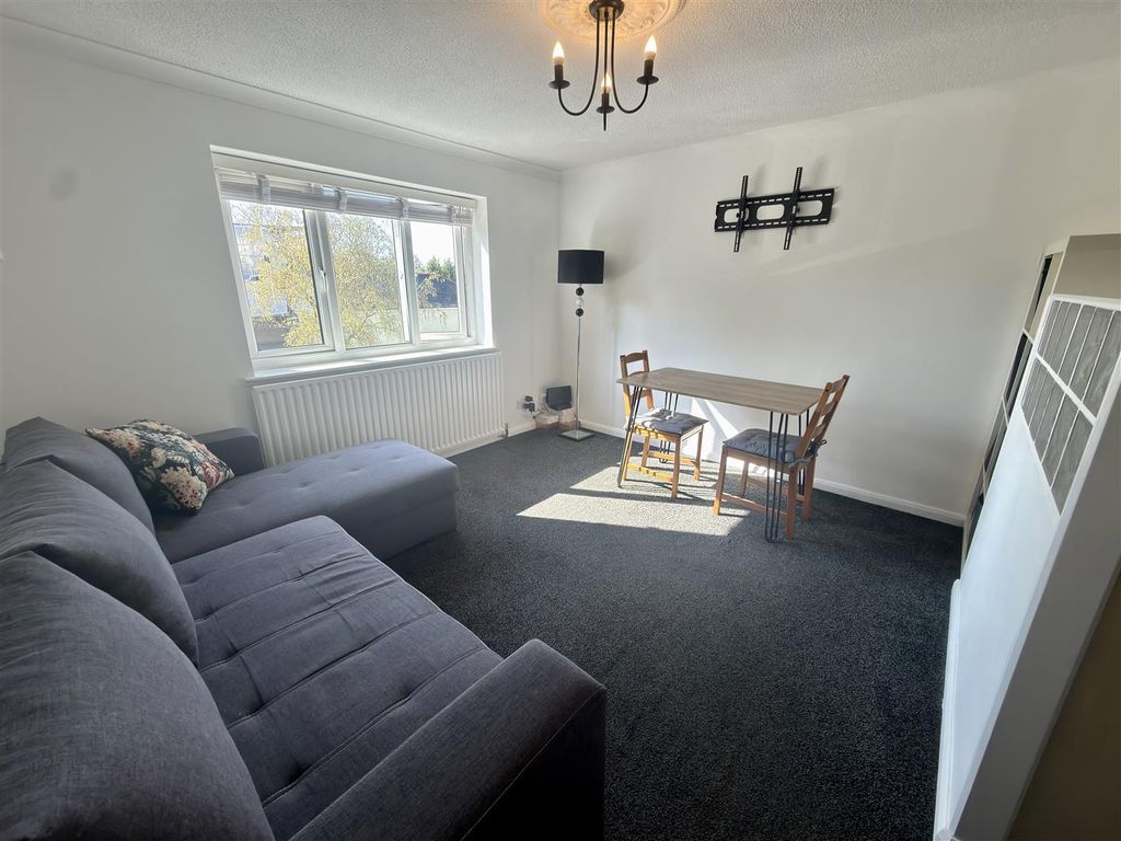 Property photo 2 of 6 Img_2844.Jpeg