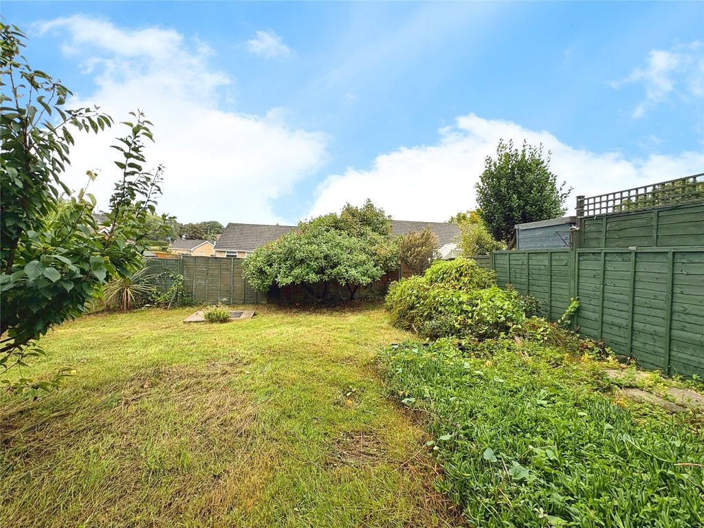 Property photo 3 of 16 Garden