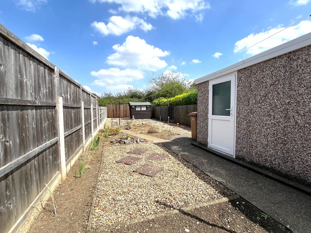 Property photo 2 of 14