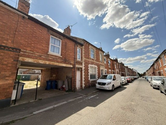 Property photo 1 of 1 Front