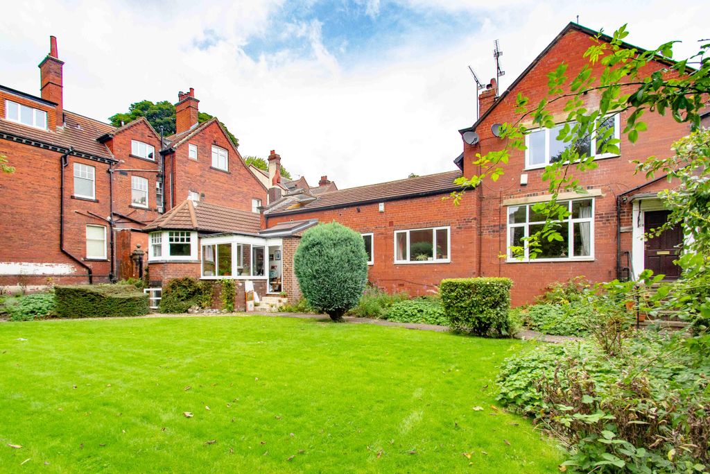 Property photo 1 of 13 0 General