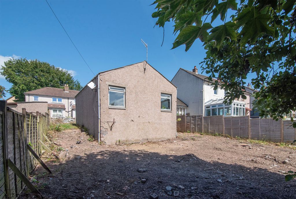 Property photo 3 of 5