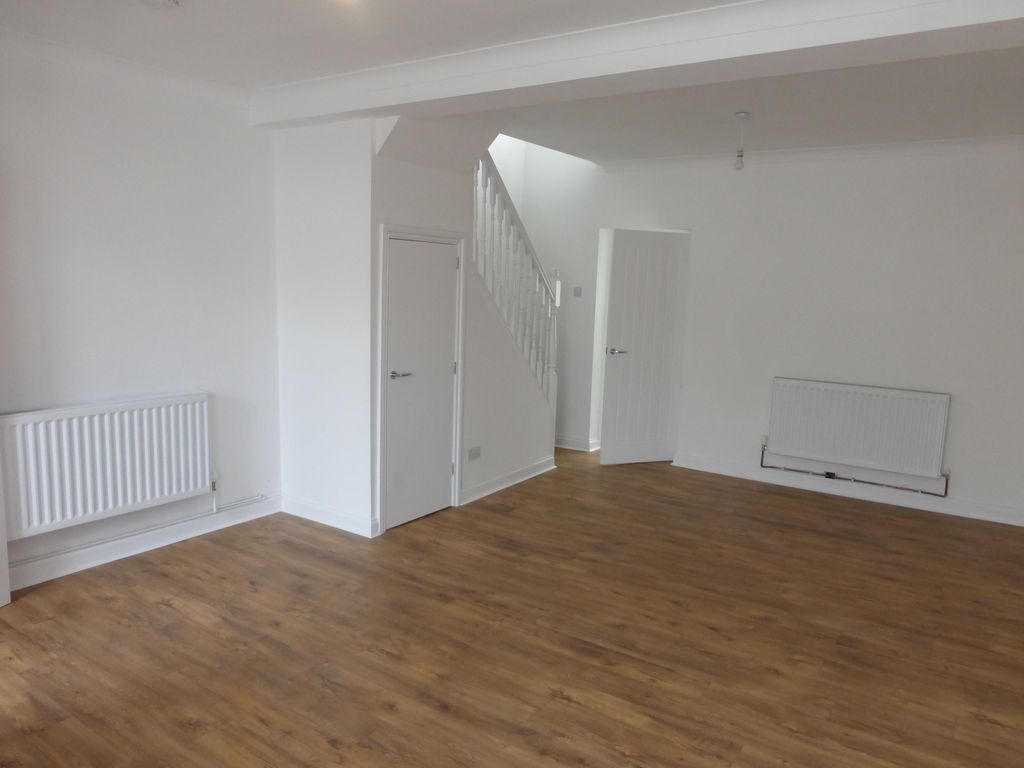 Property photo 2 of 9 Reception Room