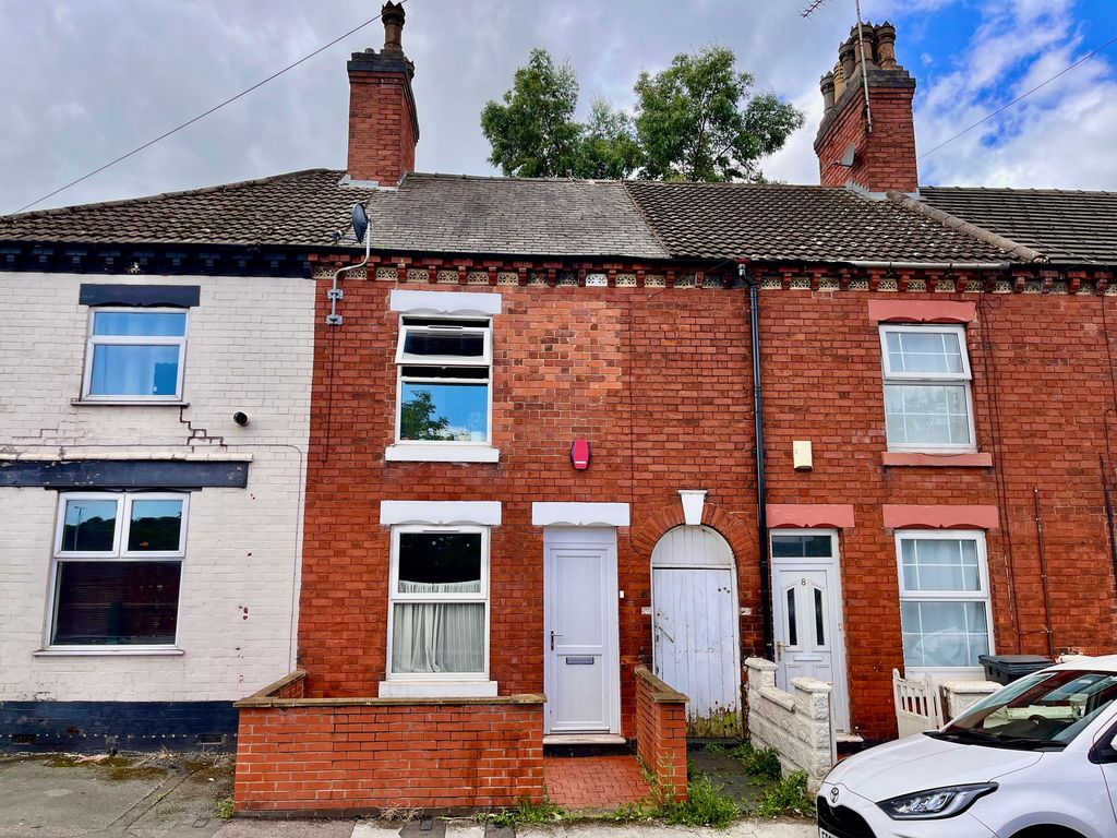 Property photo 1 of 12