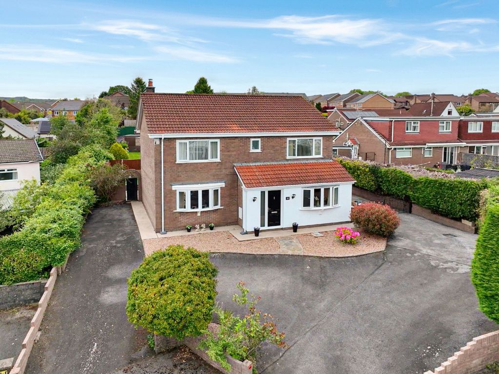 Property photo 1 of 35