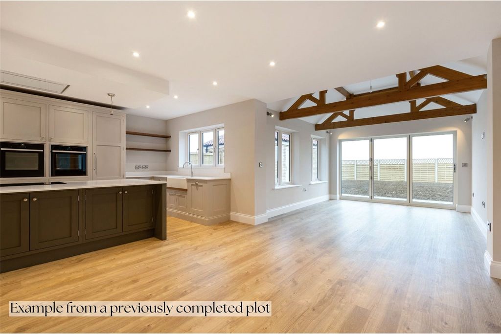 Property photo 2 of 6 Kitchen Example