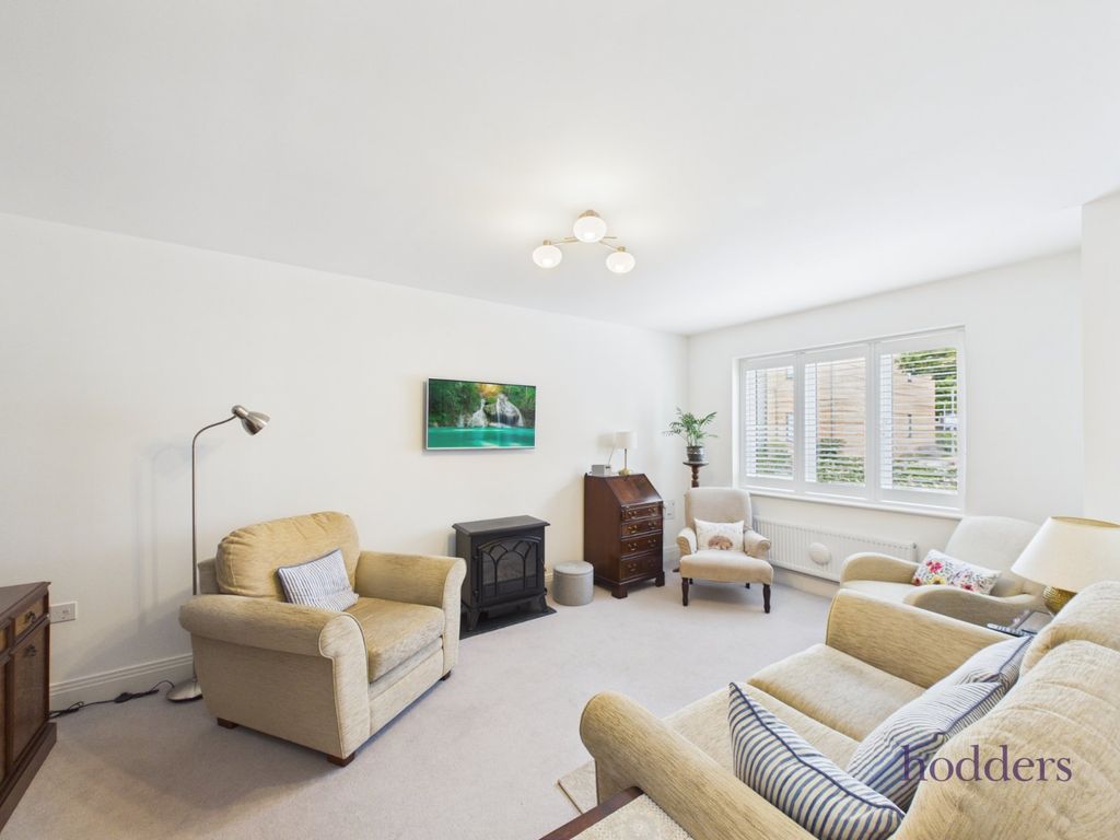 Property photo 3 of 24 Picture No. 07