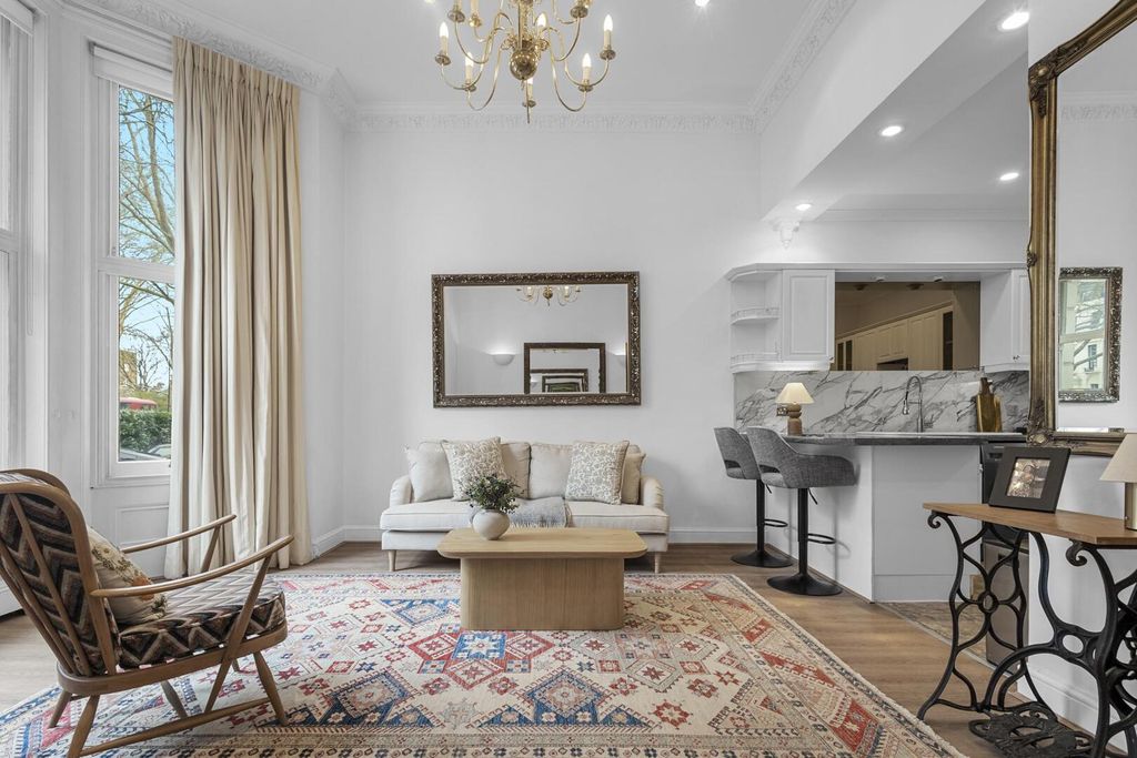 Property photo 1 of 9 Living Room