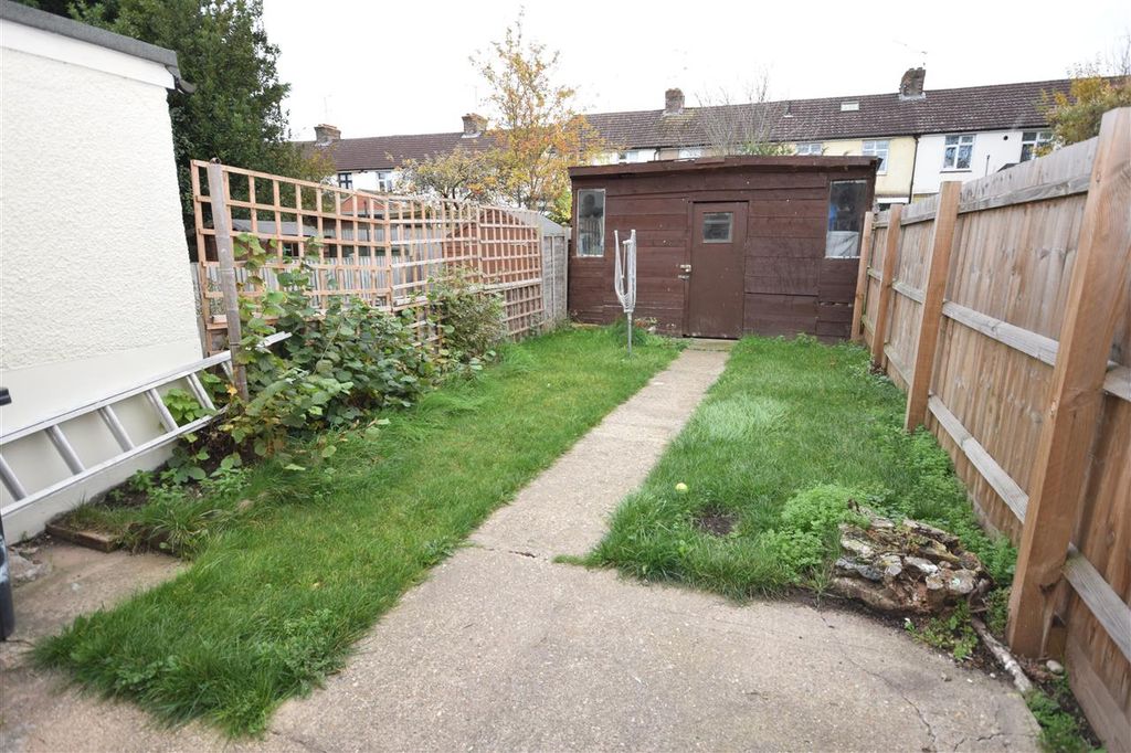 Property photo 2 of 13