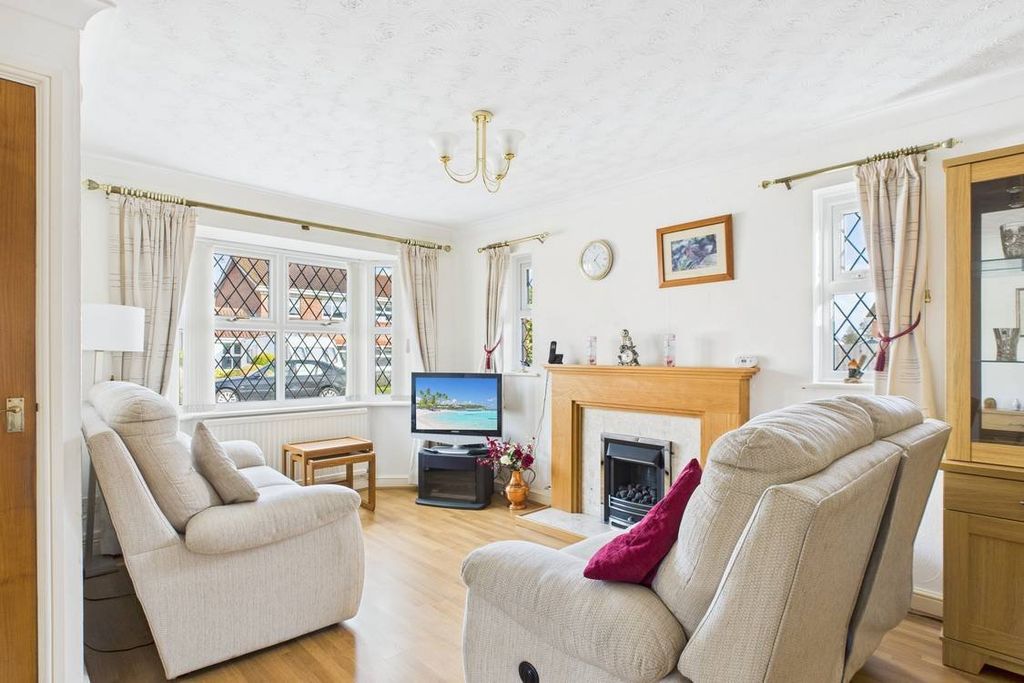 Property photo 2 of 12 Picture No. 13