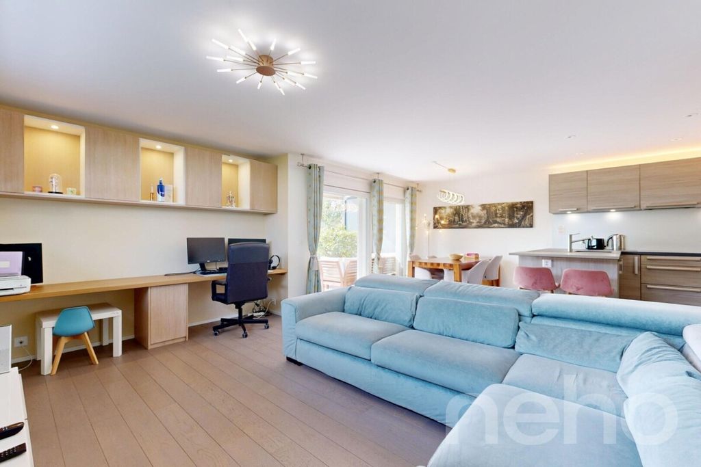 Property photo 2 of 12