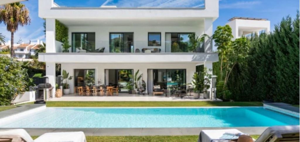 Property photo 1 of 24