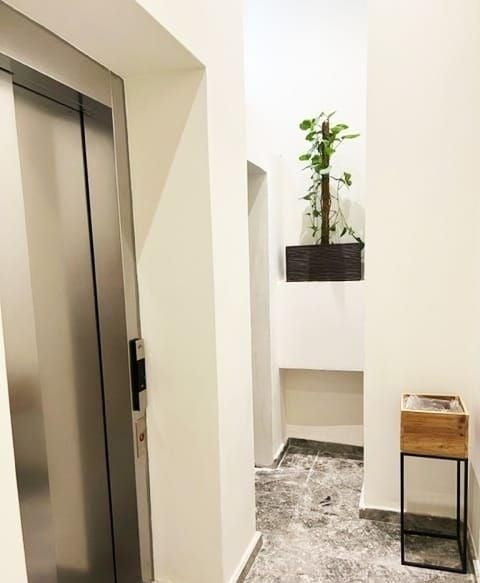 Property photo 2 of 26