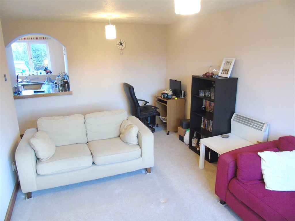 Property photo 3 of 7 Coopers Estate Agents