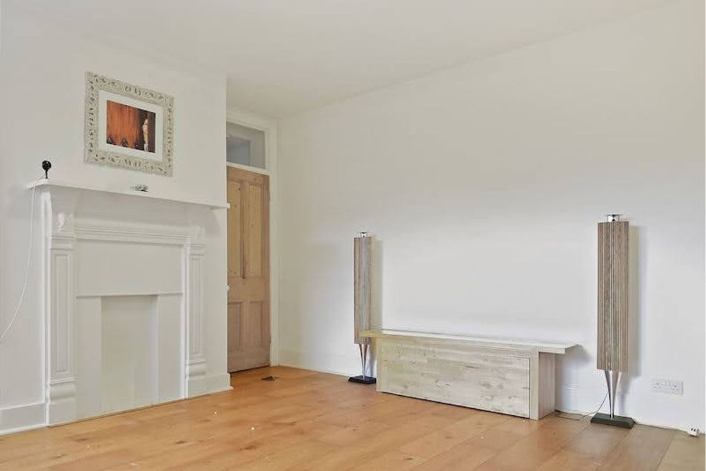 Property photo 2 of 12 Reception Room