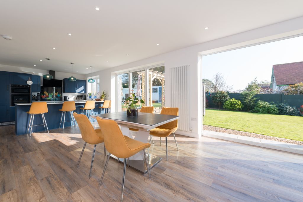 Property photo 3 of 25 Open Plan Living Area