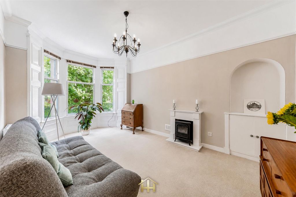 Property photo 3 of 24 1M 103 Arbroath Road Dundee Dd4 6Hw 260826 Edit (1