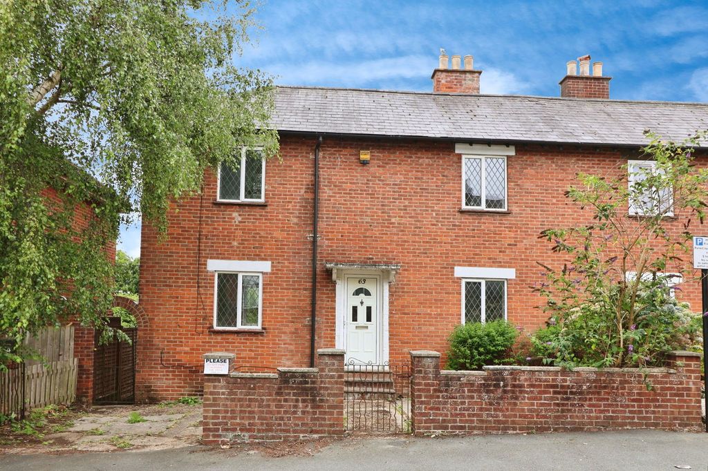 Property photo 1 of 9