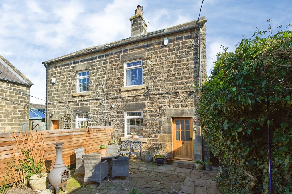 Property photo 1 of 21