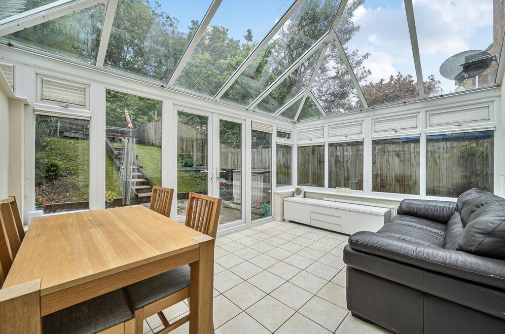 Property photo 3 of 14 1469994-6-6A2Bda8E55B8c.Jpg