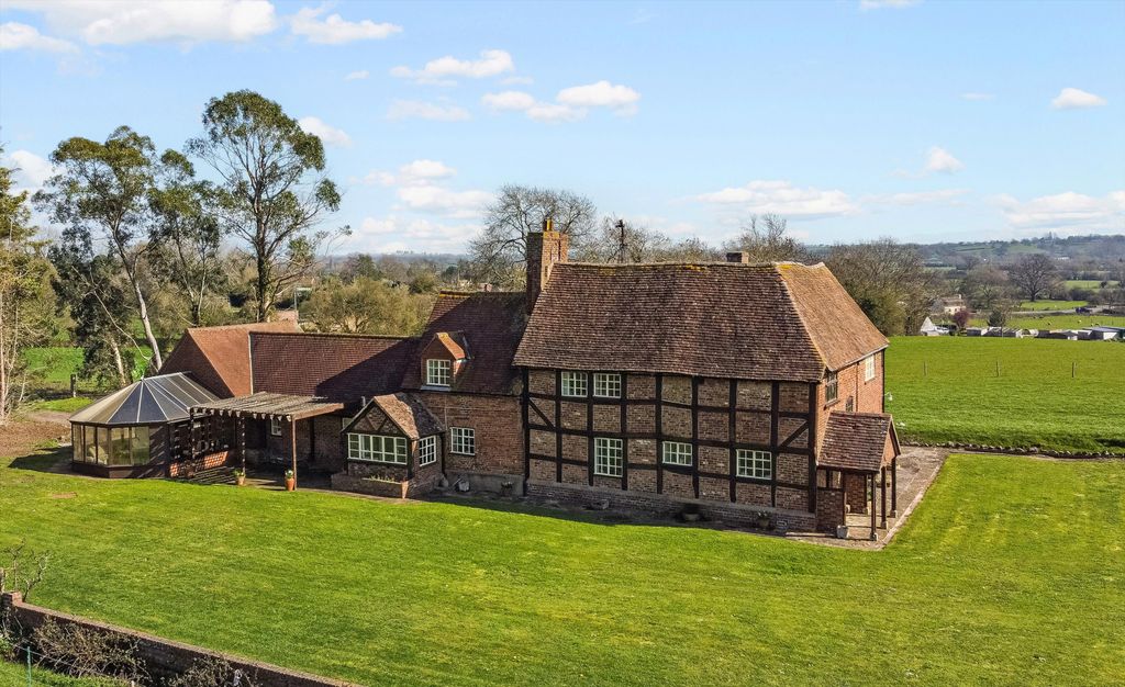 Property photo 3 of 25 Image