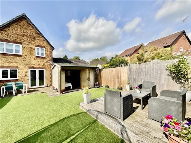 Property photo 1 of 21 Rear Garden
