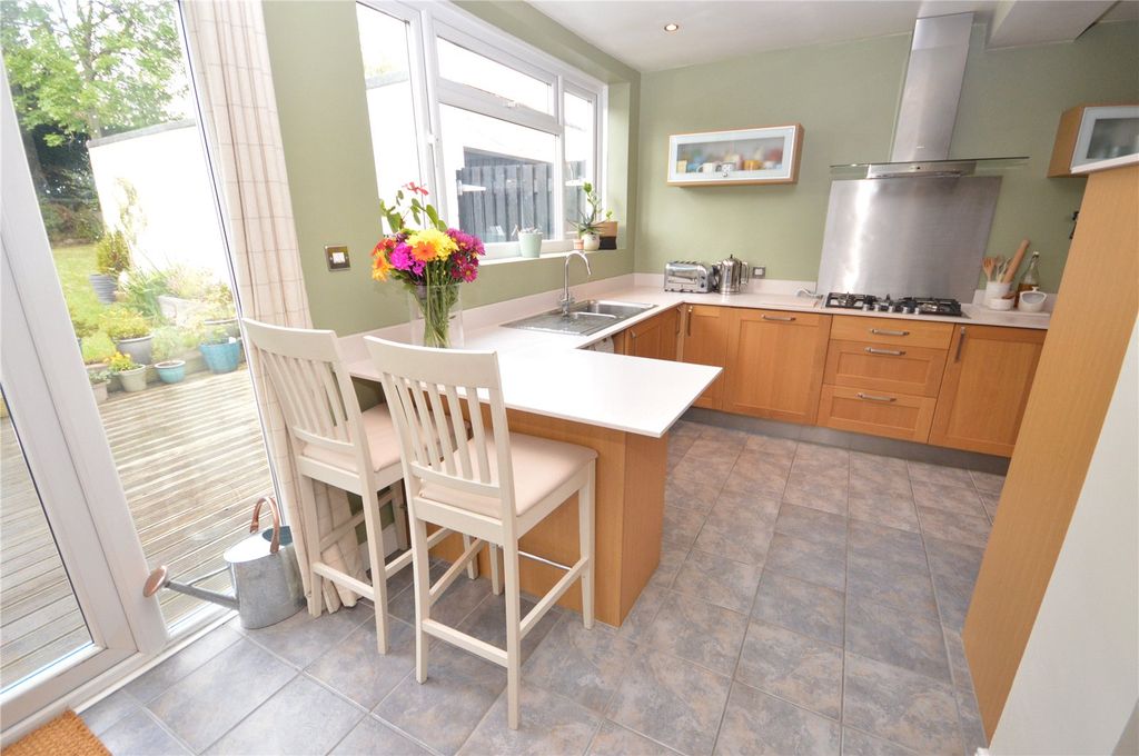 Property photo 3 of 17 Picture No. 15