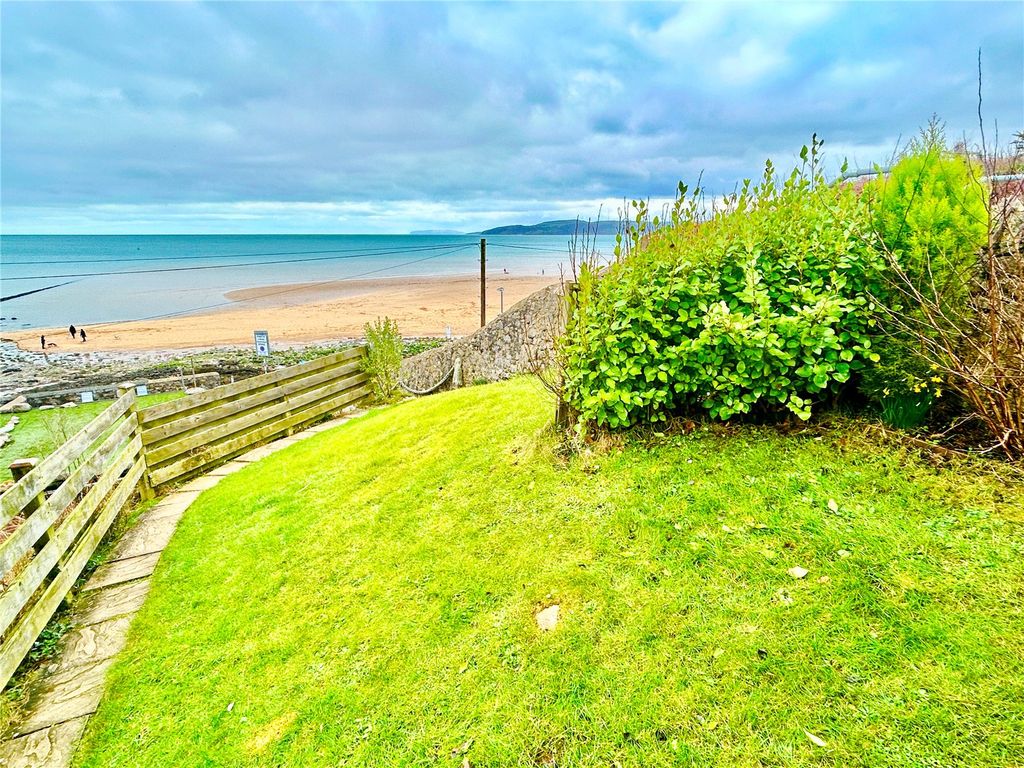 Property photo 2 of 13 Picture No. 17