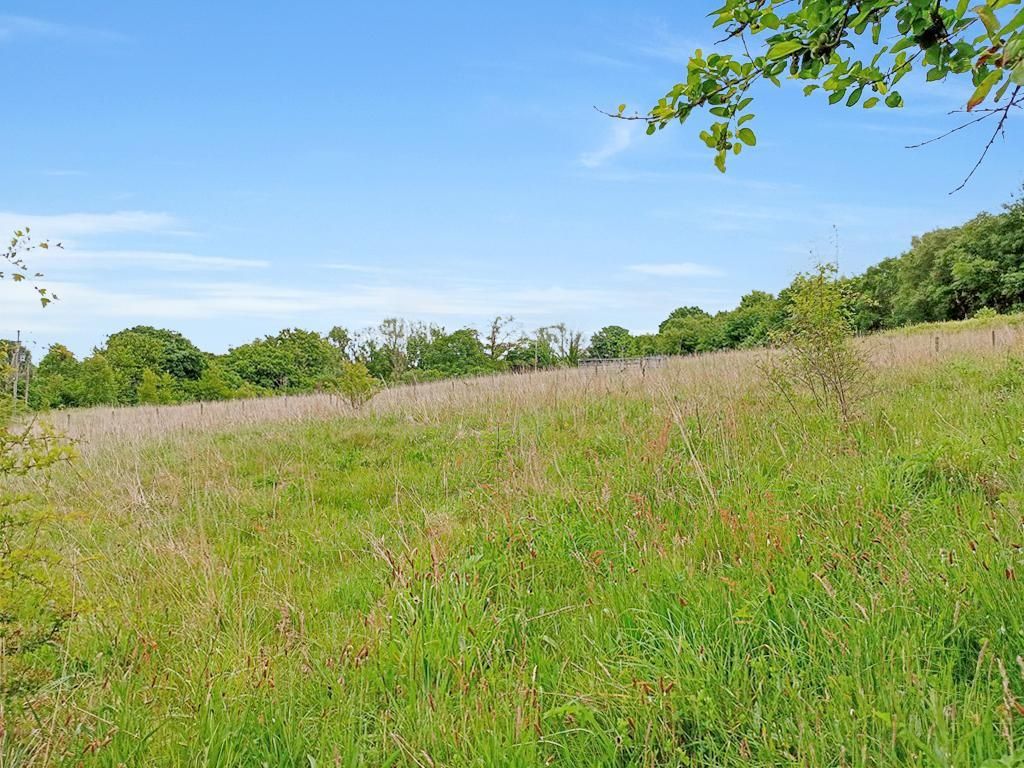 Property photo 2 of 33 The Main Paddock