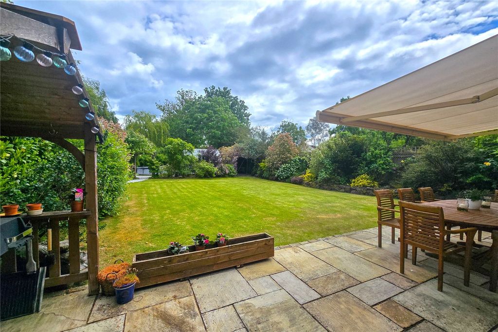 Property photo 2 of 24 Picture No. 48