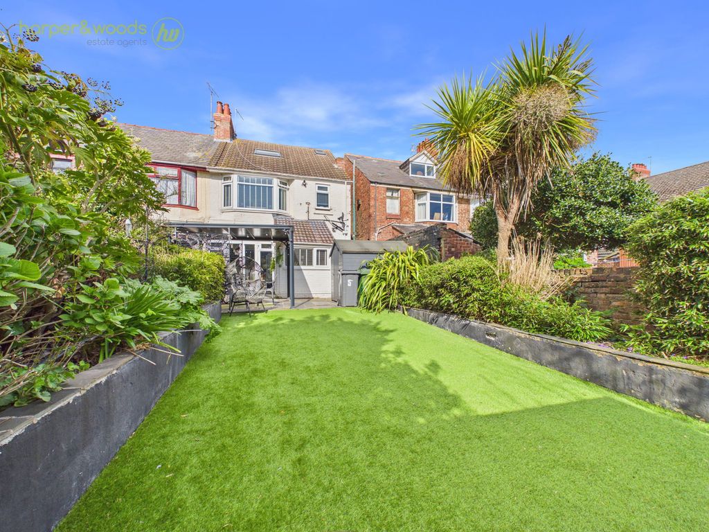 Property photo 3 of 42