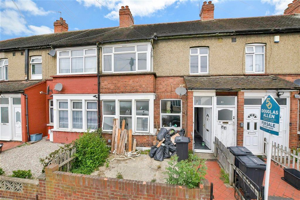 Property photo 1 of 7 Front(Web)