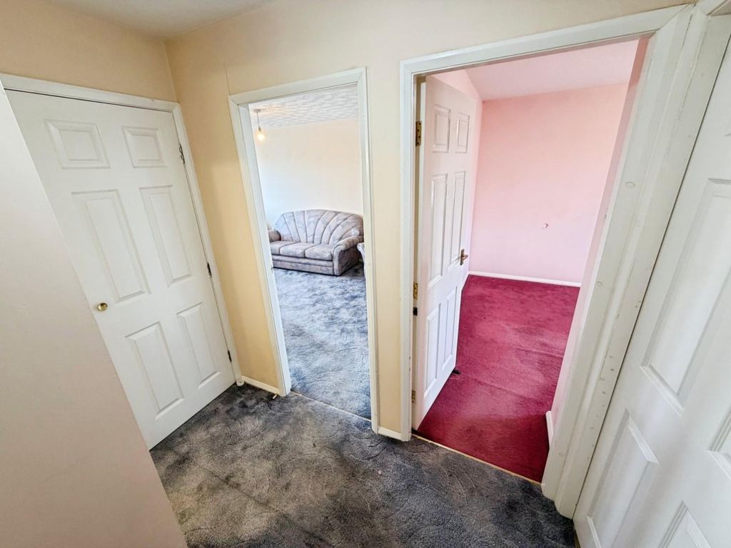 Property photo 3 of 23 9A61Ae4B--4A15-96E0-Bfc8B8C8633A-55629-00001345Ded