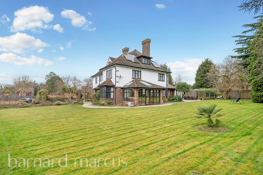 Property photo 1 of 25