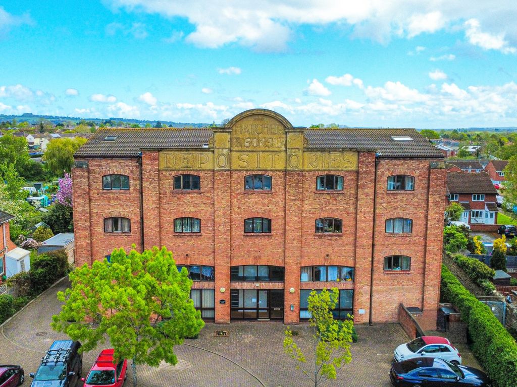 Property photo 1 of 14 5037500