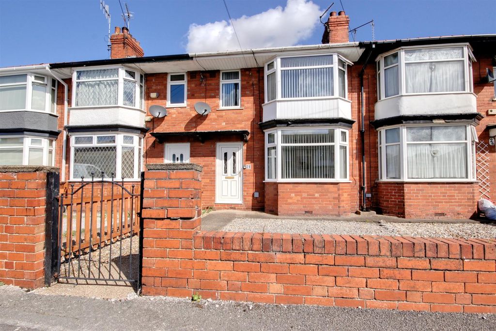 Property photo 1 of 17