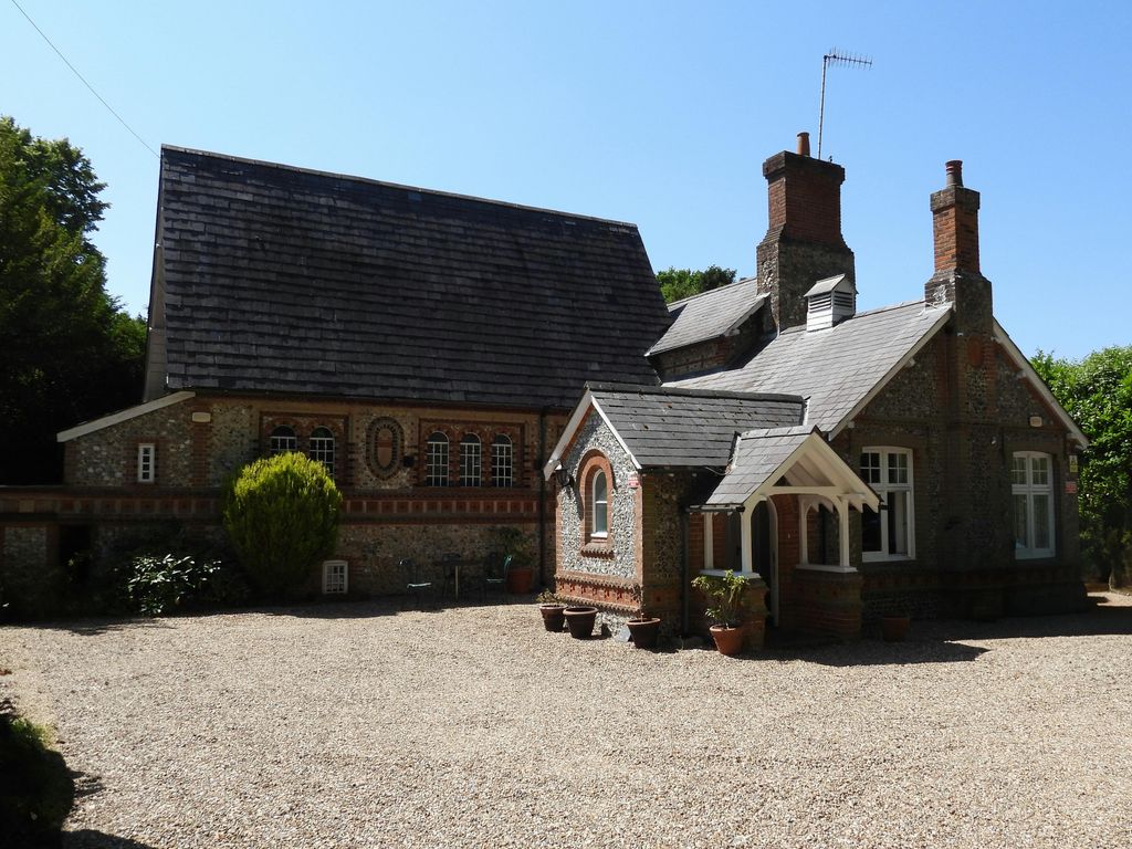 Property photo 1 of 5 Smh External.Jpg