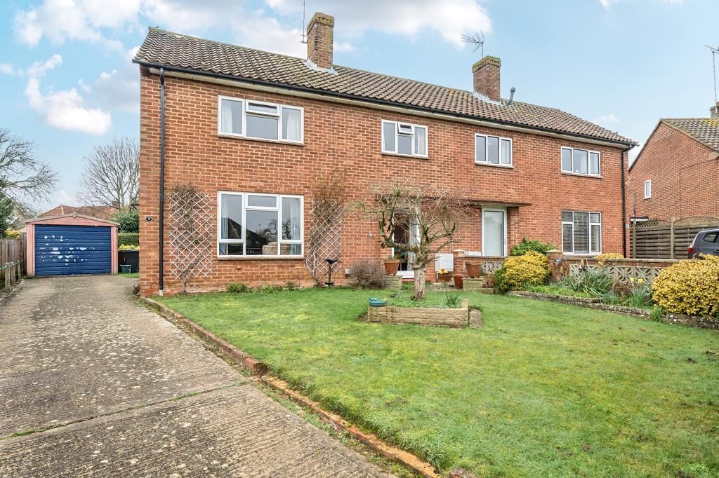 Property photo 1 of 12 External