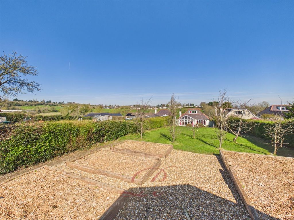 Property photo 2 of 33 Cam05148G0-Pr0142-Still005.Jpg