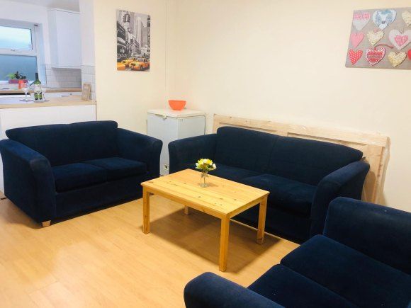 Property photo 3 of 15 3 P116 Lounge 1Jul20.Jpg