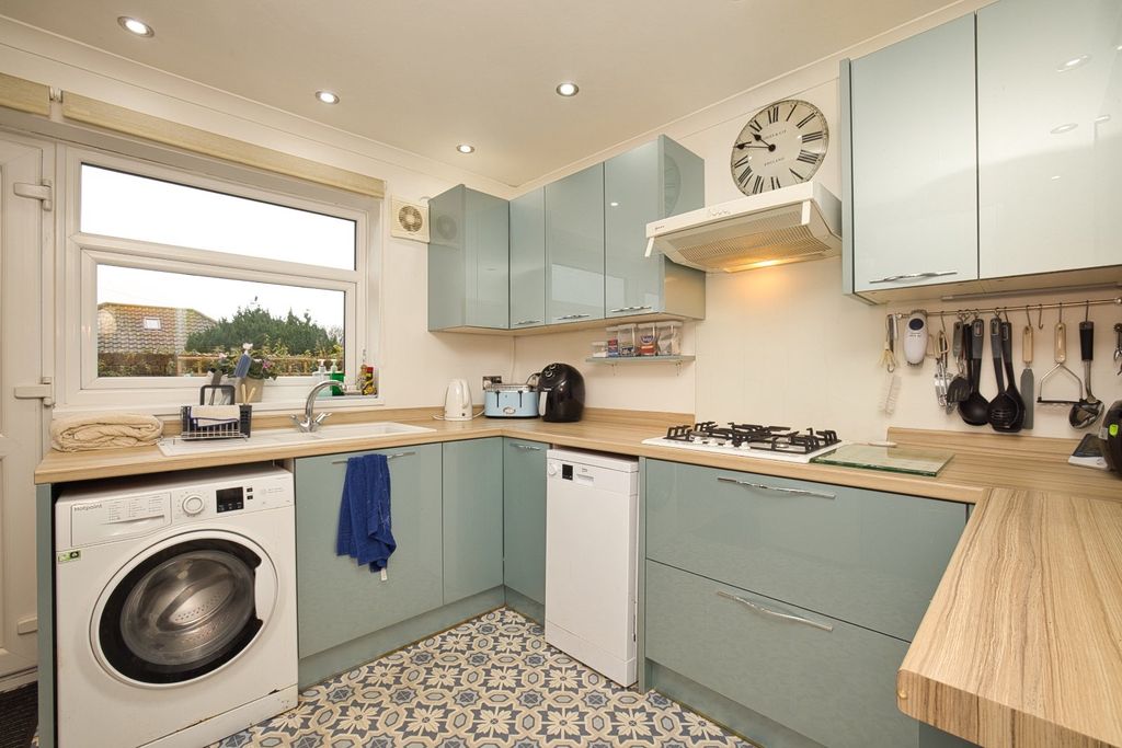 Property photo 3 of 10 Picture 3