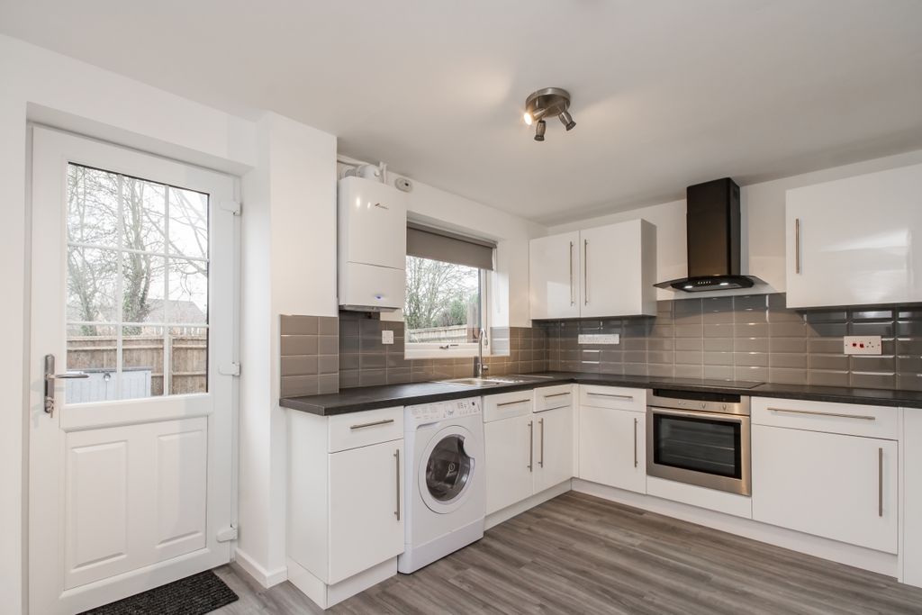 Property photo 1 of 7 86185