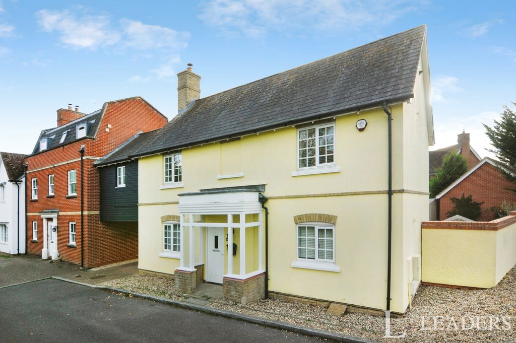 Property photo 1 of 21 External