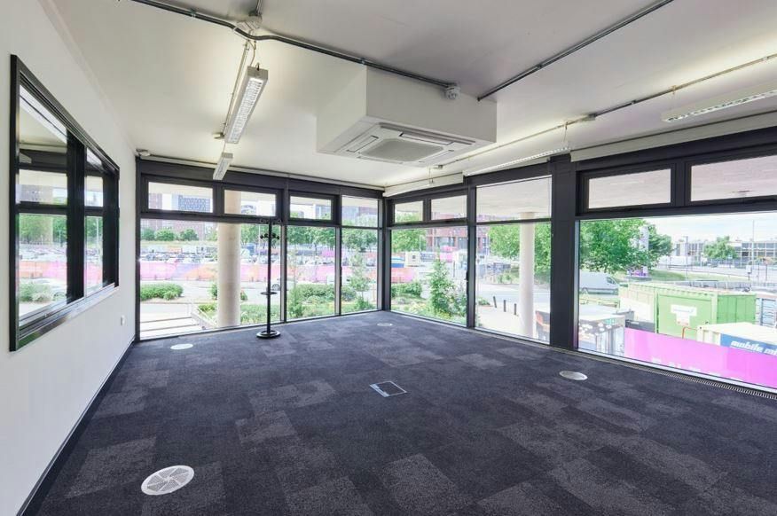 Property photo 3 of 15 3 Icentrum Corner Office1.Jpg