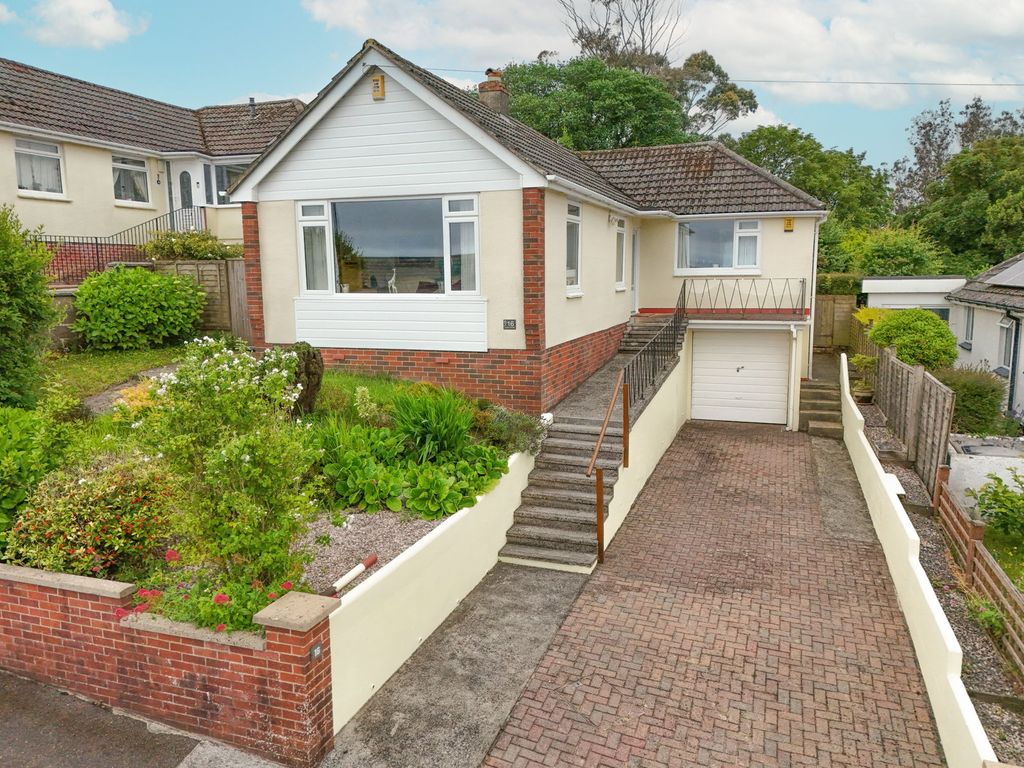 Property photo 1 of 27