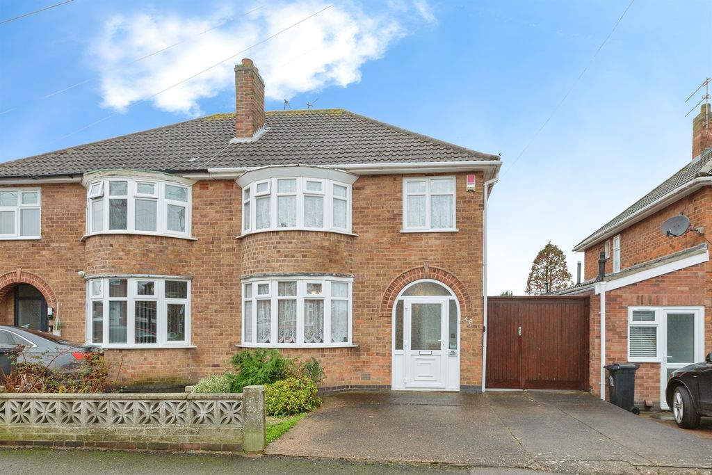 Property photo 1 of 20